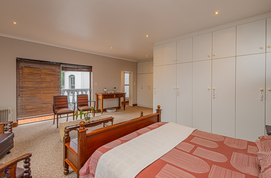 4 Bedroom Property for Sale in Myburgh Park Western Cape